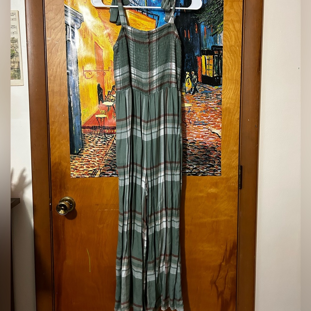 Never worn American Eagle jumpsuit